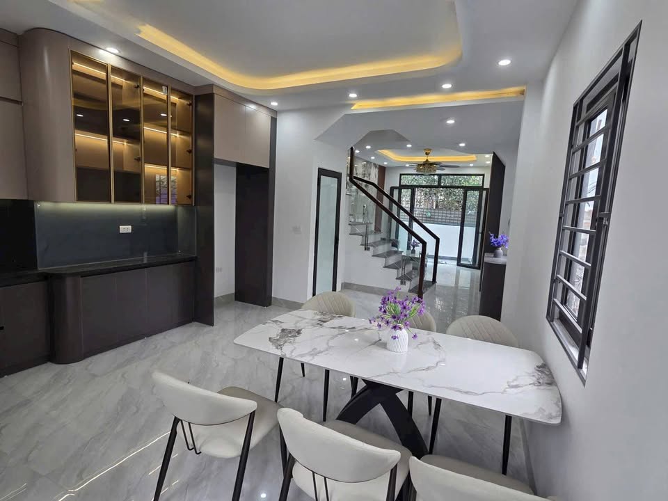 SIÊU PHẨM BÌNH MINH THANH OAI 51M NHÀ ĐẸP _30M RA BÃI Ô TÔ_FULL NỘI THẤT _SIÊU THOÁNG NHỈNH 4 TỶ