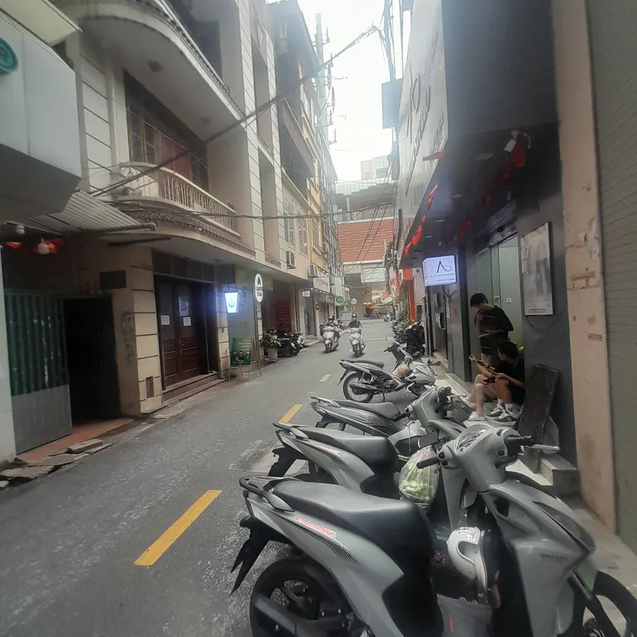 Bán Nhà Đông Các 56/60m2. 4 tầng. mặt tiền 4m. giá 33.5 tỷ Đống Đa Hà Nội