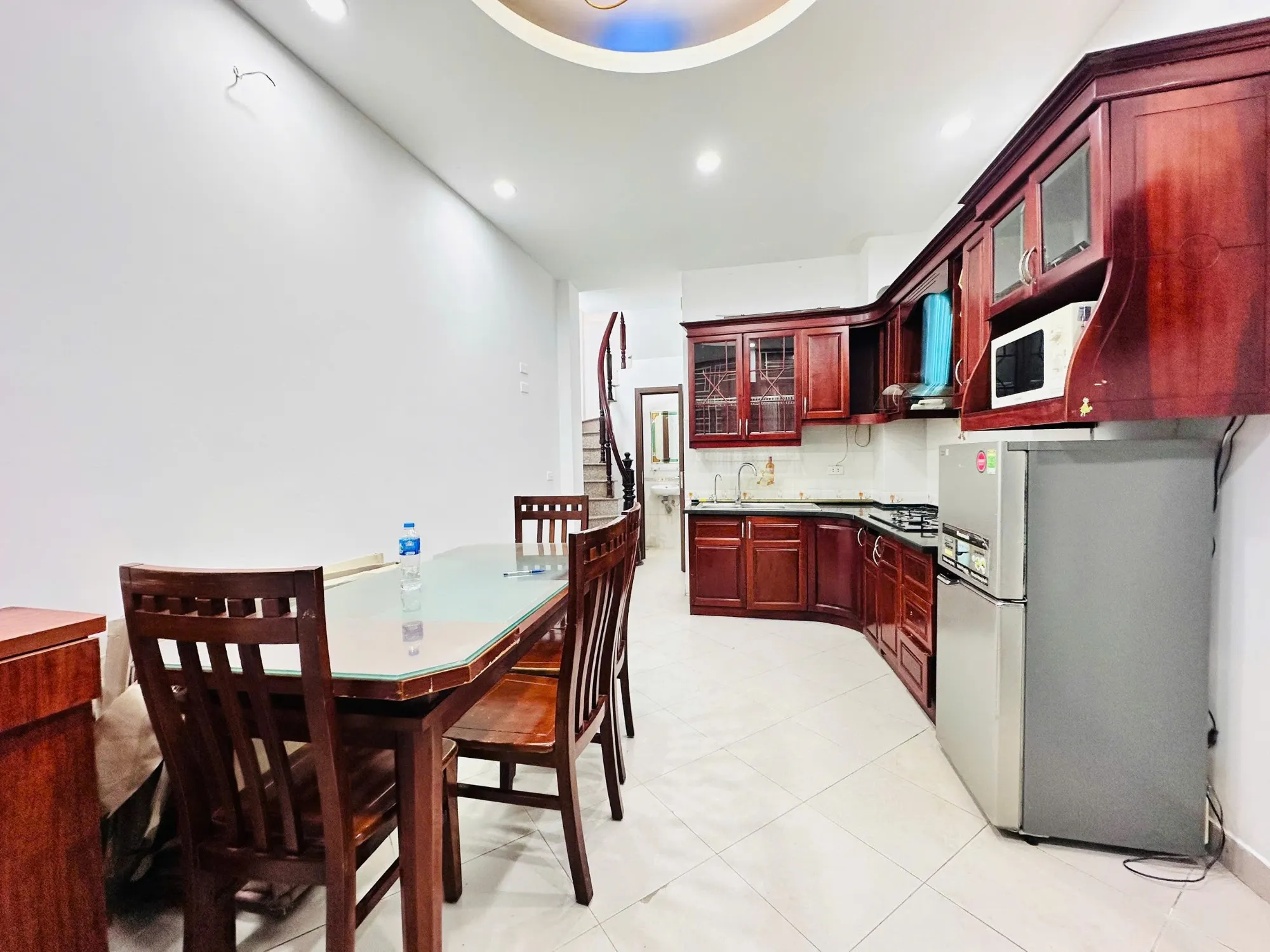 Bán Nhà Hào Nam 20/25m2.  5 tầng. mặt tiền 3.6m. giá chỉ  6.5 Tỷ Đống Đa Hà Nội