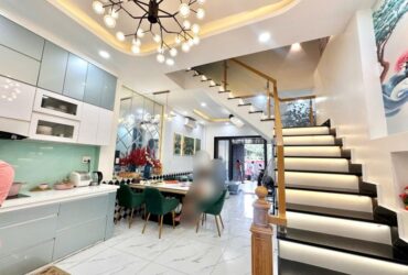 Bán nhà ngõ Dương Đình Hội, Q9, TP HCM, DT 70m2, 4 tầng, 4PN, sổ hồng, giá 6.75  tỷ.