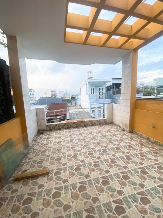 Bán nhà MT 5 tầng – dòng tiền 30tr/tháng ngay chợ, Nguyễn Thị Tần, Quận 8 – KD dịch vụ – chỉ 12 tỷ