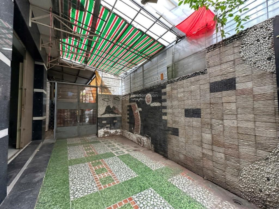 Bán nhà ngang bề thế 8m – DT đất 102m2 – 4 tầng – Phạm Thế Hiển, P. 5, Quận 8 – chỉ 7.5 tỷ