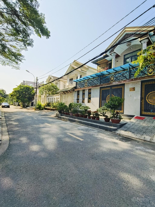 BÁN NHÀ CẤP 4, 2 CĂN TRÊN 180M2 THỔ CƯ (12M X 15M), VUÔNG VỨC – CHỈ 6.2 TỶ – KDC HIỆN HỮU, GIÁP QUẬN 8