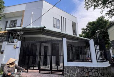 Bán nhà  đường Số 11, Q.9, Tăng Nhơn Phú B. DT 110m2, 2 tầng, 3PN. Sổ hồng, giá 7.35  tỷ.