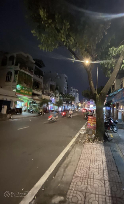 Bán nhà mặt tiền  Nguyễn Văn Của Quận 8 sát cầu Chà Và – 4.5x20m – chỉ 14.999 tỷ