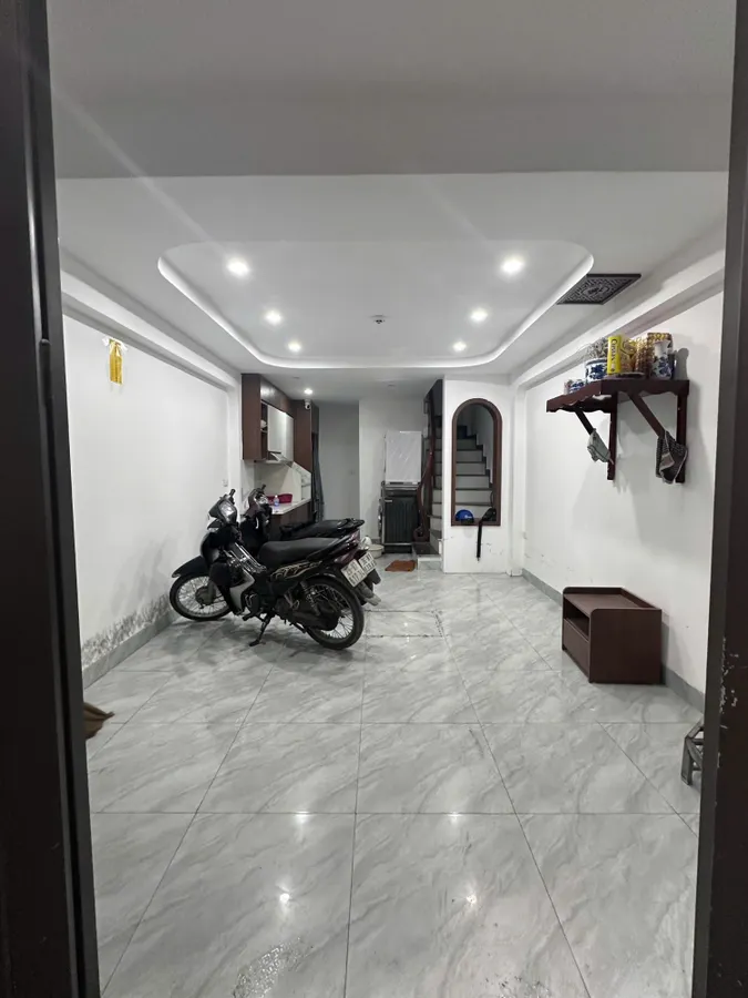 Bán Nhà Trường Chinh 30m2. 6 tầng. mặt tiền 3.8m. giá 9 Tỷ Đống Đa Hà Nội