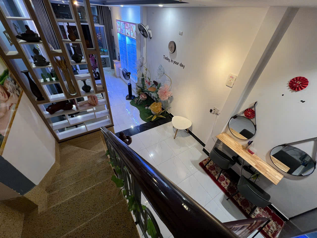 Bán nhà 3 tầng 2 mặt tiền đường Mê Linh – trung tâm TP Nha Trang – đang cho thuê spa 18tr/tháng