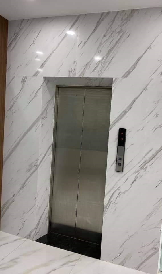 Nhà tôi cho thuê Nhà VP, Nhà Hàng, KD, Thái Thịnh; 107m2* 5T- 32 Tr