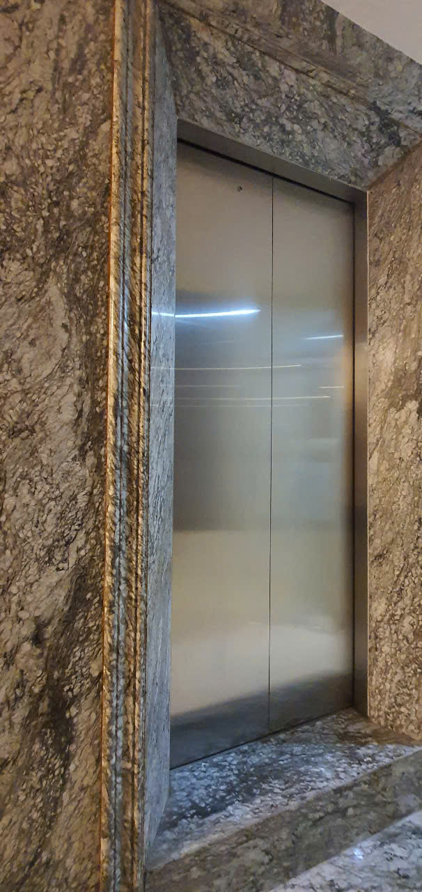 Nhà mình cho thuê nhà mới, lô góc, 117m2_ 4T; vỉa hè, Giảng Võ-45 Tr