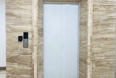 Cho thuê nhà mới, căn góc, 104m2_ 5T; vỉa hè, Nguyễn Khánh Toàn-30 Tr
