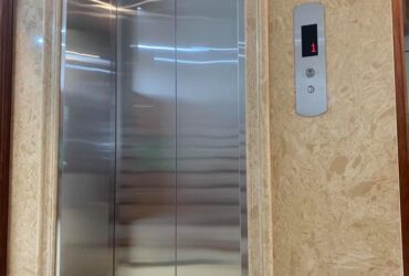 Tôi cho thuê Nhà đẹp, Thái Thịnh, thang máy; vỉa hè 107m2* 4T- 32 Tr