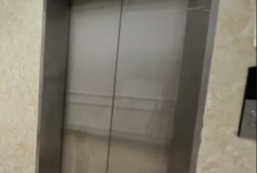 Cho thuê nhà mới, hai mặt tiền, 97m2_ 4T; vỉa hè, Trần Nhân Tông-30 Tr