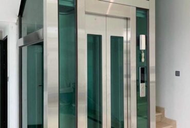 Cho thuê nhà hai mặt tiền, 104m2_ 5T; vỉa hè, Nguyễn Khánh Toàn-30 Tr