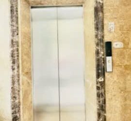 Tôi cho thuê nhà hai mặt tiền,mới, Lạc Long Quân, 99m2x 5T vỉa hè 28 Tr