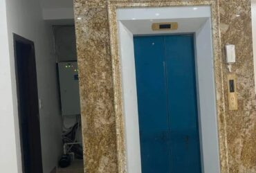 Cho thuê nhà mới, căn góc, Phạm Ngọc Thạch, 105m2x 5T vỉa hè 32 Tr