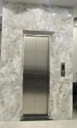 Nhà mình cho thuê nhà mới, hai cửa đi, 101m2_ 5T; vỉa hè, Đội Cấn-35 Tr