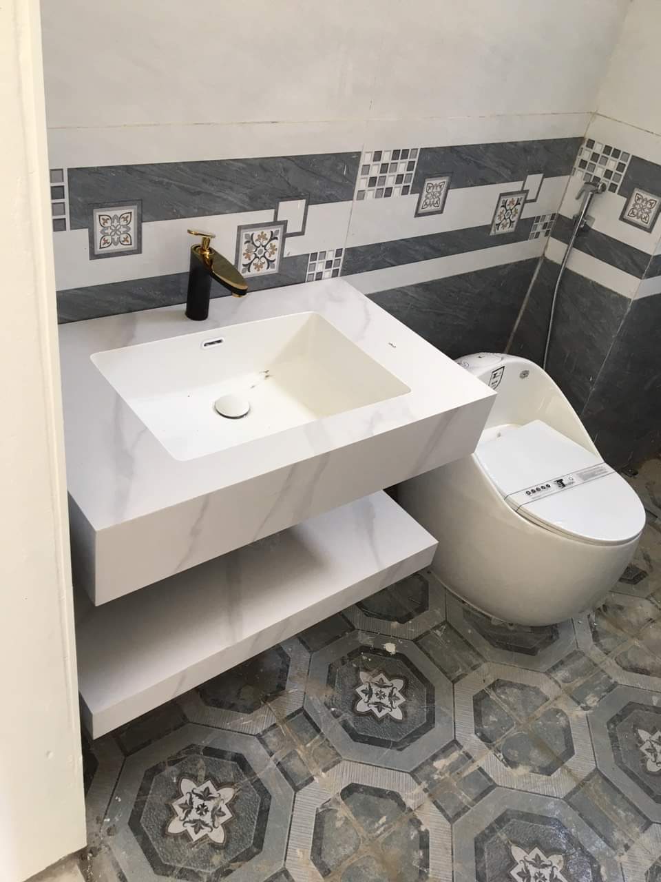 Nhà tôi cho thuê Nhà căn góc, mới, 117m2_ 4T; vỉa hè, Đội Cấn-45 Tr