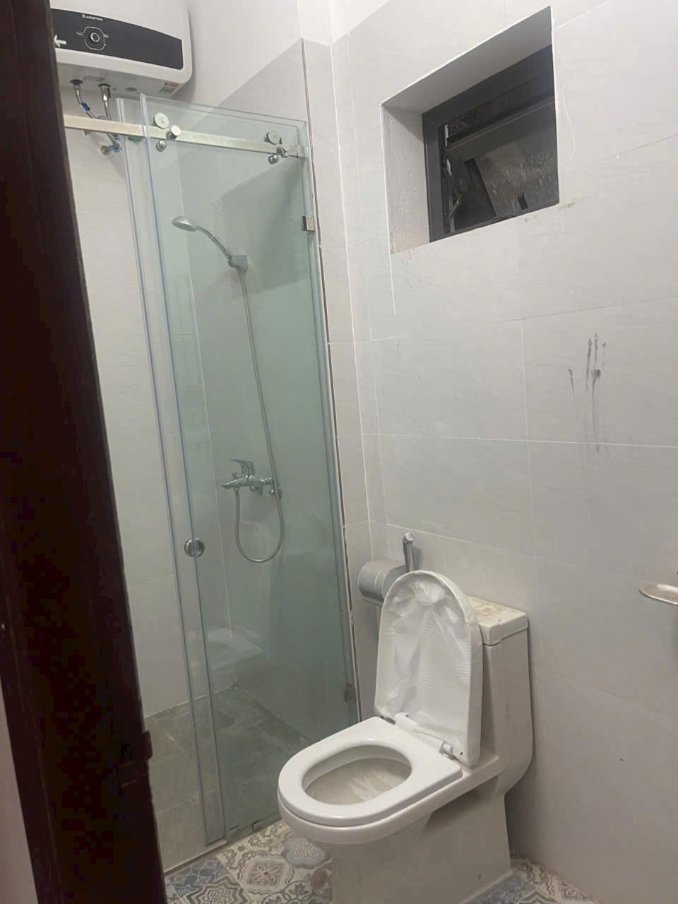 Cho thuê nhà mới, căn góc, 104m2_ 5T; vỉa hè, Nguyễn Khánh Toàn-30 Tr