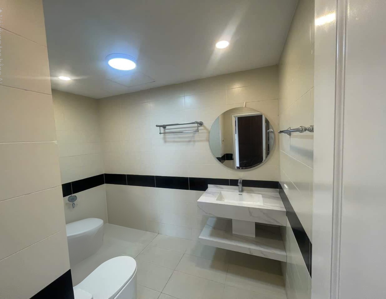 Cho thuê nhà mới, căn góc, Kim Liên/ Trung Tự, 109m2x 5T vỉa hè 28 Tr