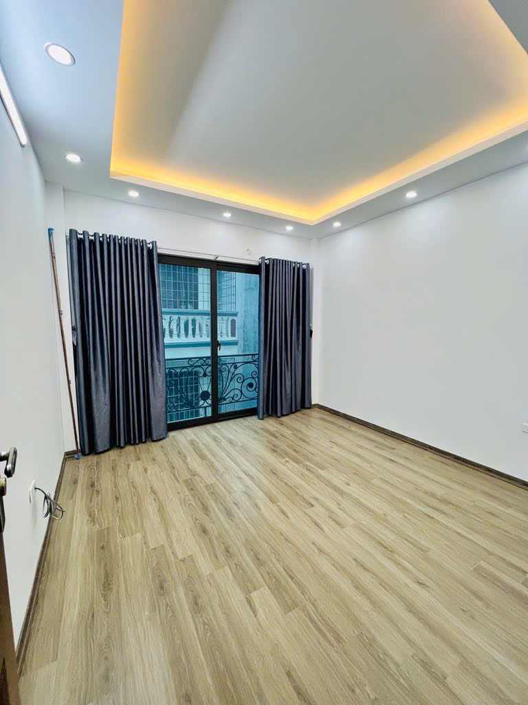 CĂN GÓC 35m2 NHỈNH 5 TỶ – MỚI TINH – Ô TÔ ĐỖ GẦN ,SIÊU THOÁNG ,AN SINH ĐỈNH