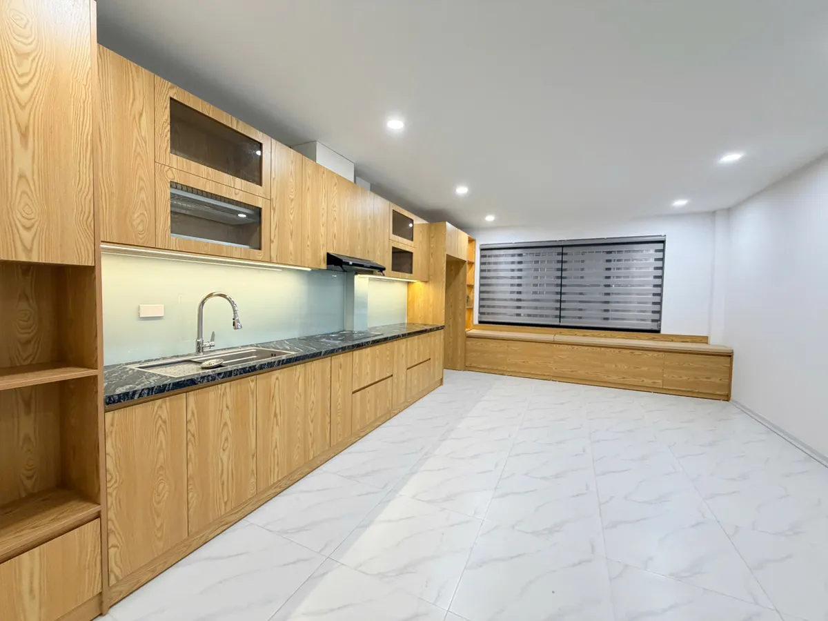 Bán Nhà Trường Chinh 39/41m2. 6 tầng. mặt tiền 4.5m. giá chỉ 12.2 Tỷ Đống Đa Hà Nội