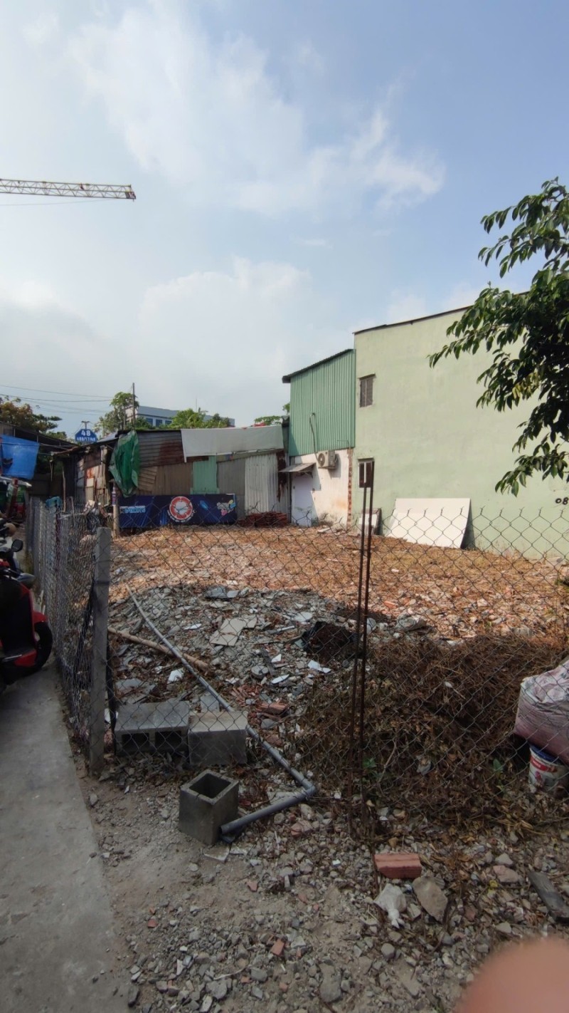 Bán Nhà Lê Trọng Tấn, Tân Phú – 71m2 A4, Ngang 5m, Hẻm xe hơi vào nhà