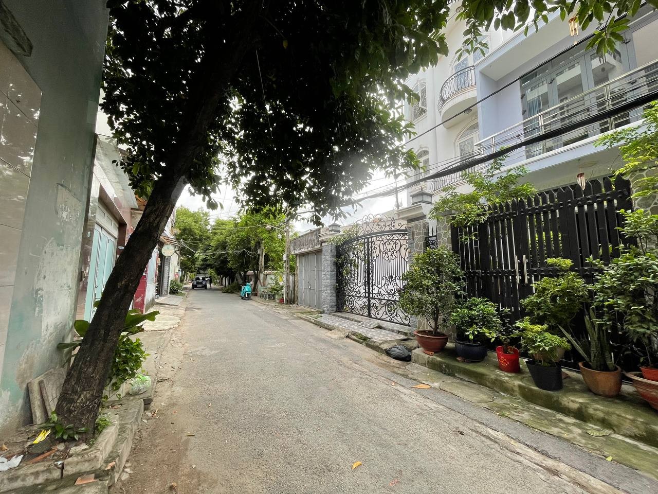 Bán nhà Lê Đình Thám, Tân Phú – 105m2, 5m1, 3 Tầng – Hẻm 6m xe tải thông