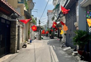Bán nhà hẻm xe hơi Phan Huy Ích Gò Vấp, gần Emart, 122m², 4 tầng BTCT, sân vườn thoáng mát – 8.6 tỷ TL