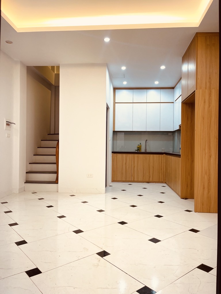 BÁN NHÀ 5 TẦNG MỚI XÂY – Ô TÔ ĐỖ CỔNG – LIÊN MẠC, THƯỢNG CÁT, BẮC TỪ LIÊM – NHỈNH 5 TỶ, CÓ THƯƠNG LƯỢNG