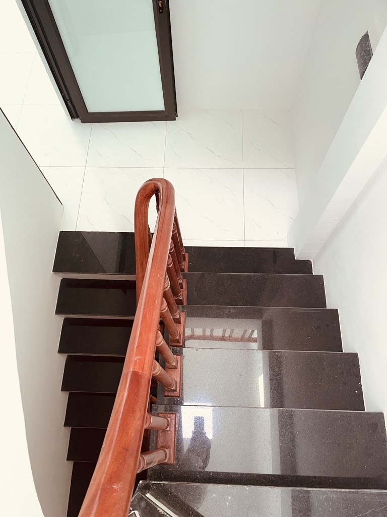 BÁN NHÀ 5 TẦNG MỚI XÂY – Ô TÔ ĐỖ CỔNG – LIÊN MẠC, THƯỢNG CÁT, BẮC TỪ LIÊM – NHỈNH 5 TỶ, CÓ THƯƠNG LƯỢNG