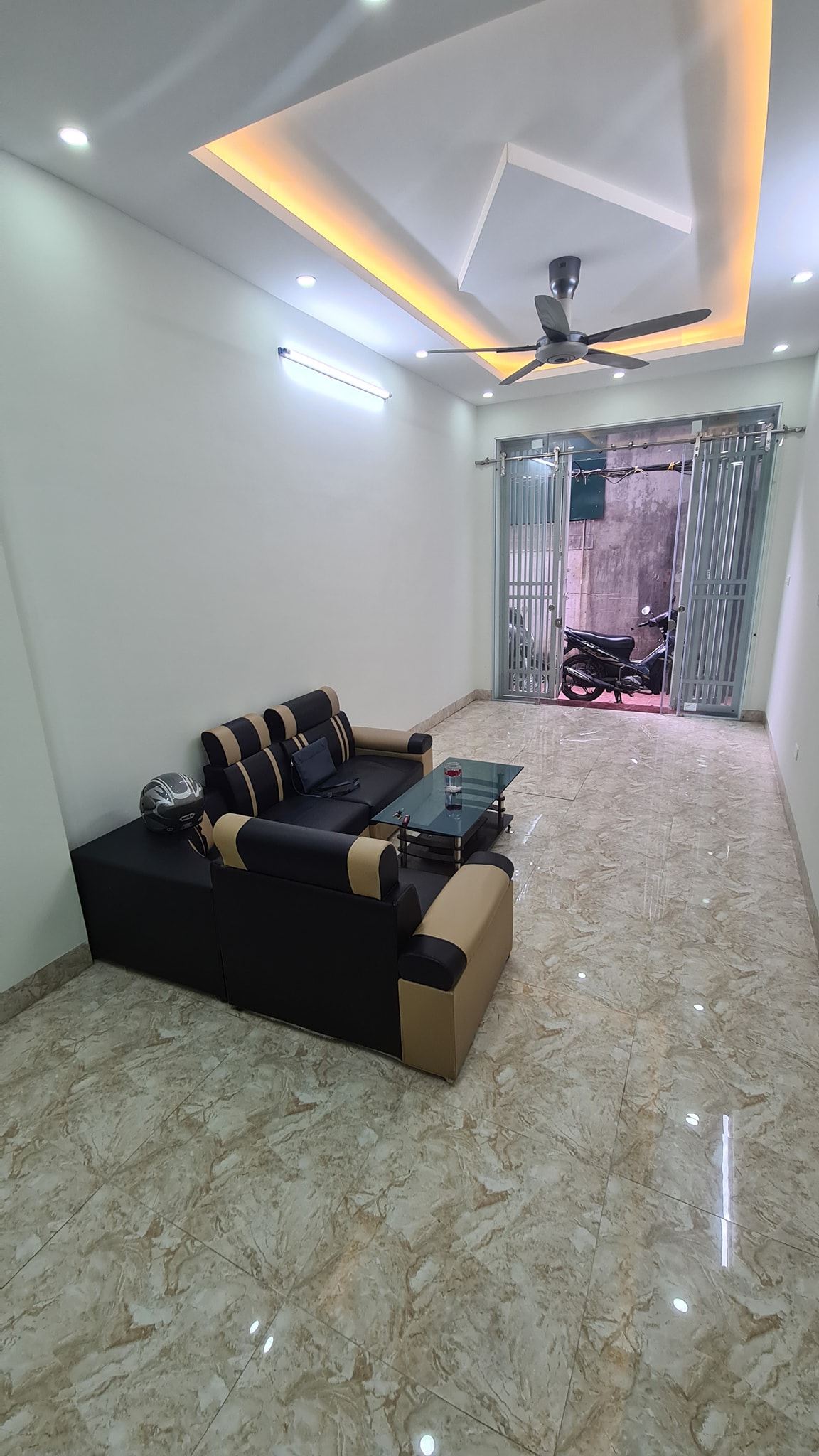 Duy nhất 1 căn Đại Cát 5 tầng xây mới Ô TÔ đỗ cổng 5.2 tỷ vác đồ ở luôn