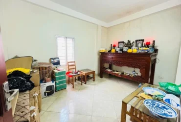 Bán Nhà Đội Cấn 44/46m2.  4 tầng. mặt tiền 3.7m. giá 10.5 tỷ Ba Đình Hà Nội