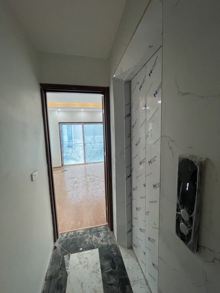 Siêu phẩm 6 tầng thang máy Ô TÔ đỗ cửa