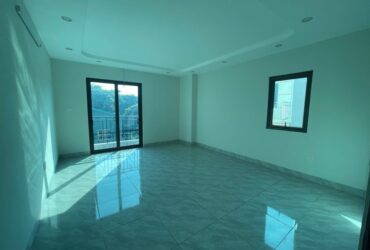 Bán nhà 4 tầng Đại Cát- Liên Mạc- Thượng Cát lô góc Ô TÔ đỗ cổng