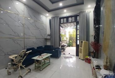 Bán nhà riêng 3 tầng, 89m2, 4PN, đường 102, Tăng Nhơn Phú A, Q.9. TP HCM Sổ hồng, 7.95 tỷ.