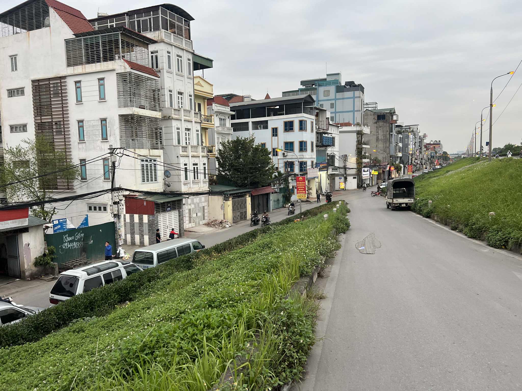 bán nhà mặt phố Lâm Du, 110m x 7 tầng, 18 phòng khép kín, dòng tiền 70tr/tháng