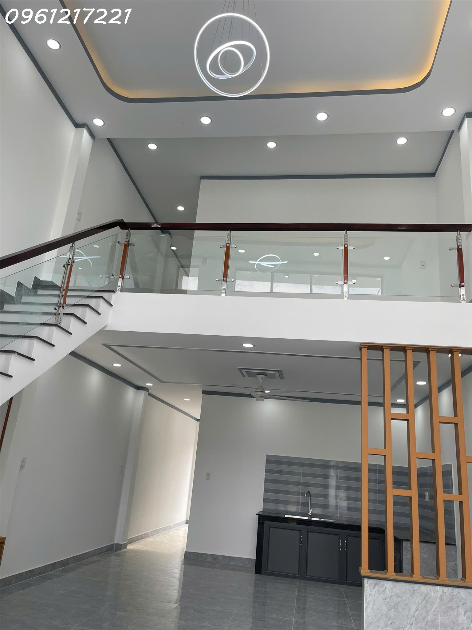 NHÀ GÁC LỬNG MỚI XÂY, ĐƯỜNG 7M, GẦN QUỐC LỘ 13 – GIÁ CHỈ 2 TỶ 180 TRIỆU