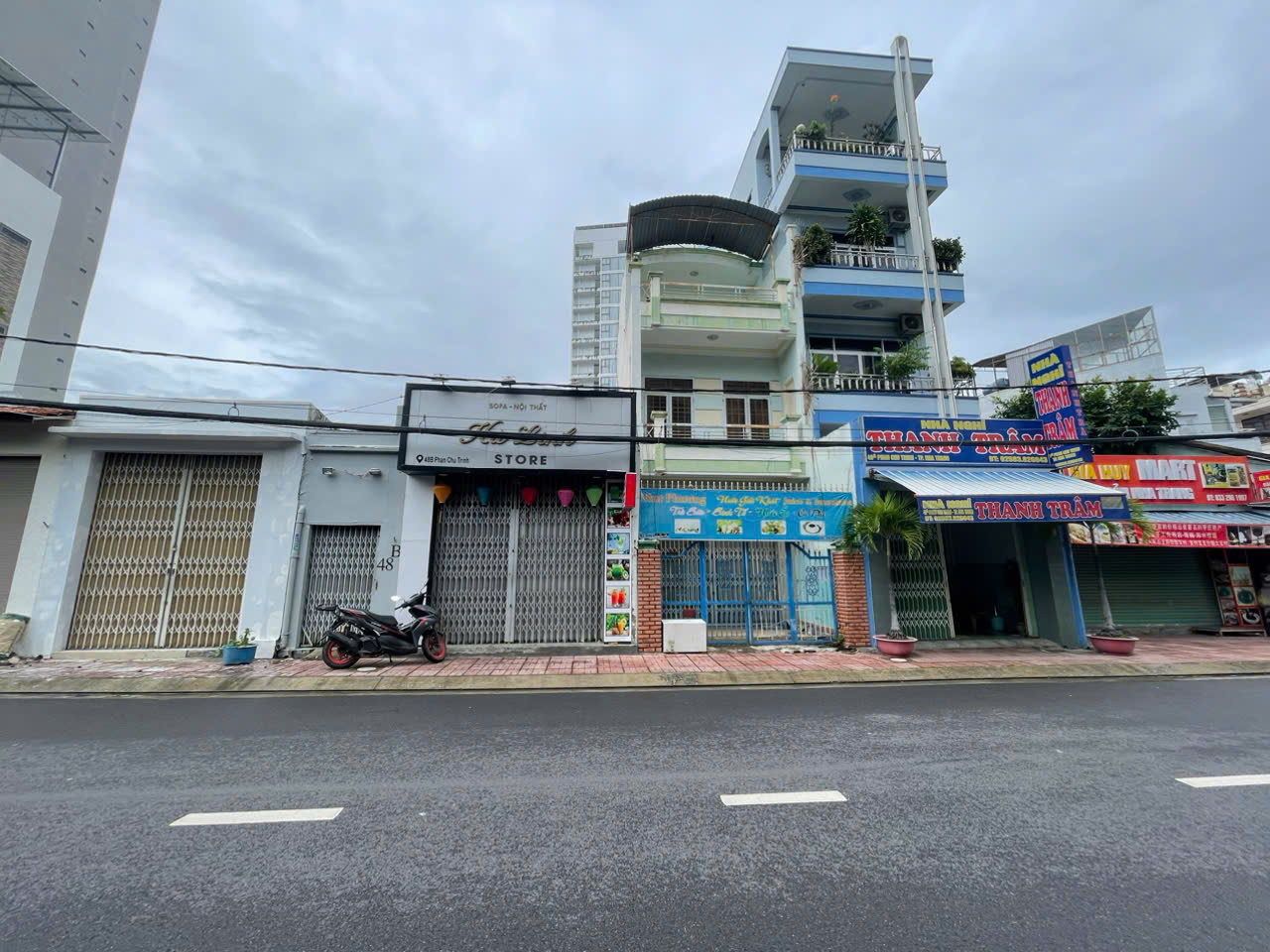 Bán nhà 3 tầng mặt tiền Phan Chu Trinh – trung tâm Nha Trang, đối diện D’Qua, cách biển 500m
