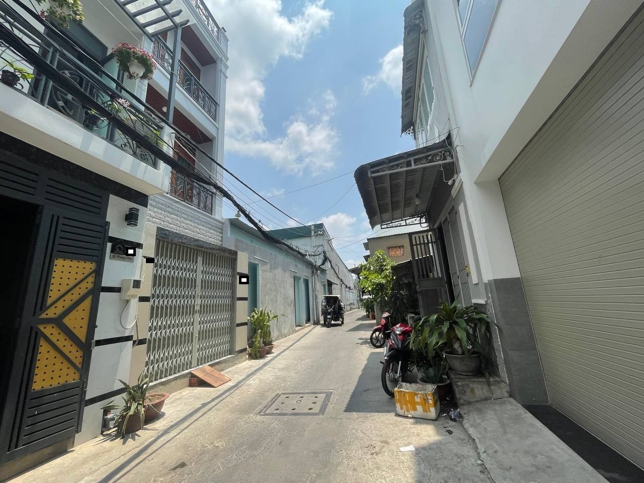 Bán Nhà Lê Trọng Tấn, Tân Phú – 71m2 A4, Ngang 5m, Hẻm xe hơi vào nhà