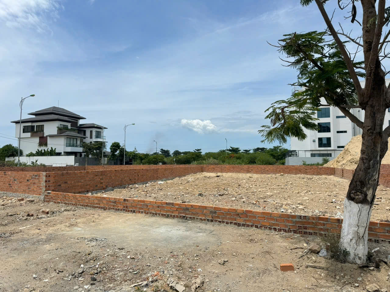 Bán Đất Biệt Thự Mặt Tiền Đường Huỳnh Văn Nghệ – Vĩnh Hoà – Bắc Nha Trang.