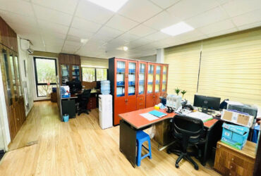 Hiếm! Bán toà văn phòng Đặng Văn Ngữ, view Hồ Đắc Di, Đống Đa DT 110m2, MT 7m, ô tô, kinh doanh sầm uất