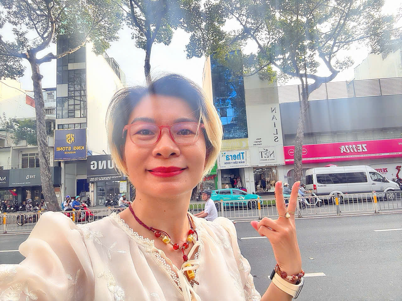 BÁN SIÊUN PHẨM TÒA NHÀ 7 TẦNG CÓ HẦM – MẶT TIỀN KD Đ.TRẦN HƯNG ĐẠO ,QUẬN 1 – CHỈ 65T – GIANG GIANG:0901611116