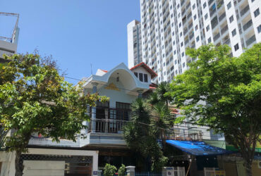 Nhà 3 tầng mái Thái mặt tiền đường Trường Sơn, Vĩnh Trường, Nha Trang sát bên chung cư PH, ra biển 900m