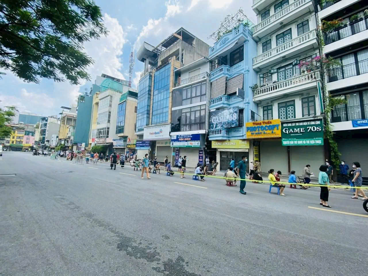 SIÊU PHỐ NGỌC HÀ LÀ PHỐ NGỌC HÀ TO NHÉ
Trung tâm của quận Ba Đình CON PHỐ  HIẾM LĂM MỚI CÓ MỘT NHÀ BÁN.
NHÀ VIEW LĂNG BÁC QUÁ ĐẸP MẢNH ĐẤT KHU ĐẤT CỰC LÀNH 
 VÌ VỊ TRÍ  QUÁ ĐẸP, QUÁ HIẾM