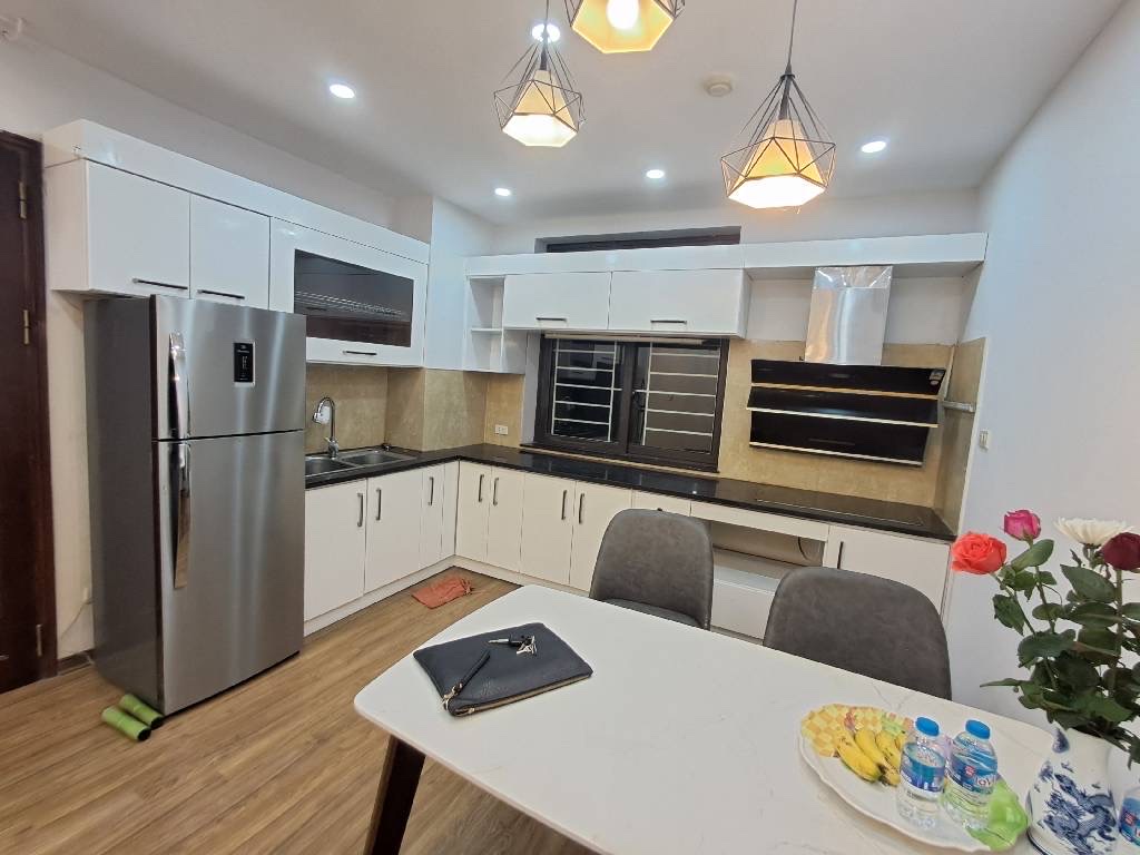 CHUNG CƯ TRÀN QUÝ KIÊN DT 76M 2 NGỦ GIÁ 6,3 TỶ-LÔ GÓC,NHÀ ĐẸP Ở NGAY