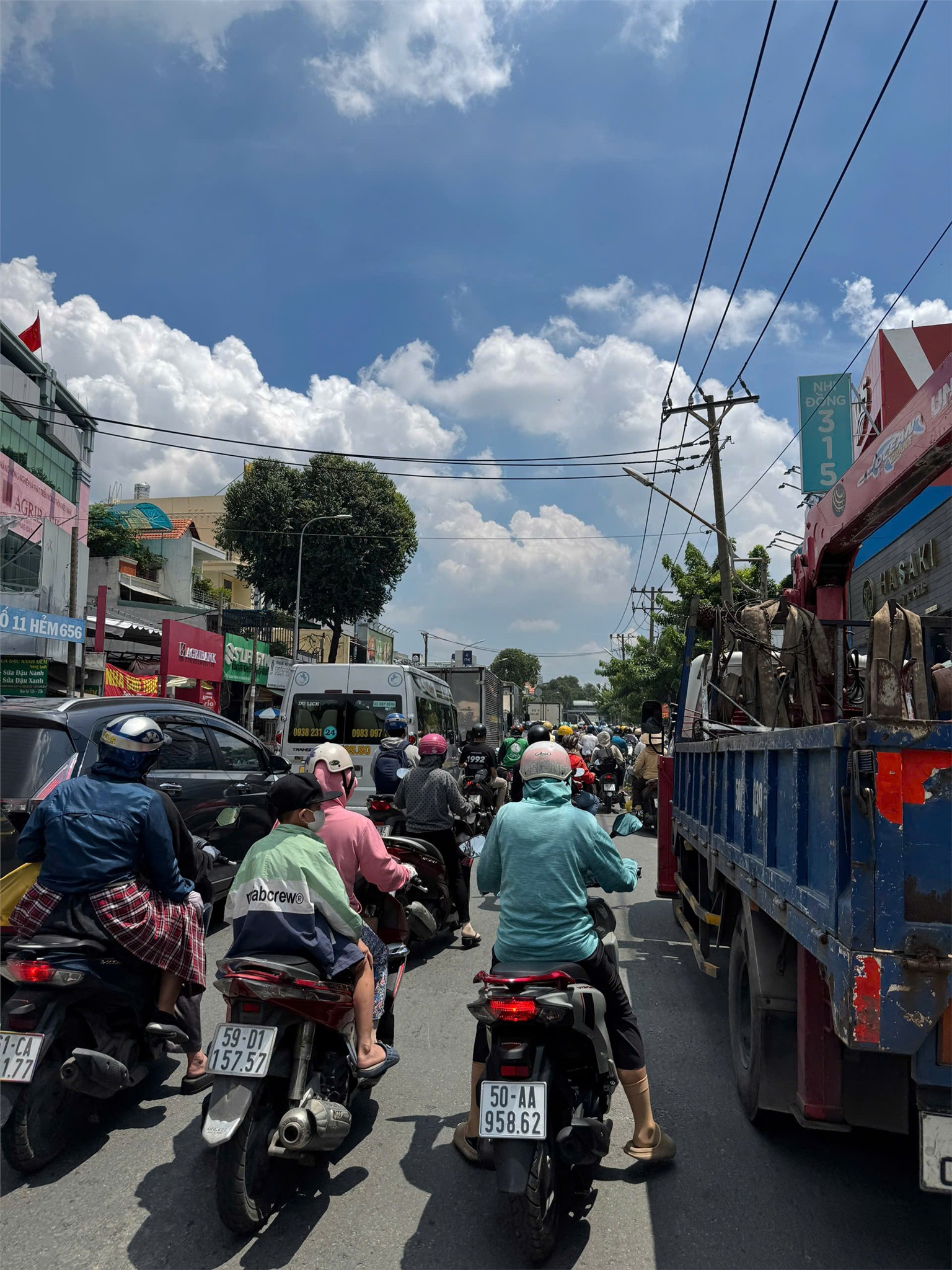 4❌18m, BÁN NHÀ MẶT TIỀN THỐNG NHẤT, ĐƯỜNG 12m, 3 TẦNG, P10 GÒ VẤP, 13 TỶ HƠN
