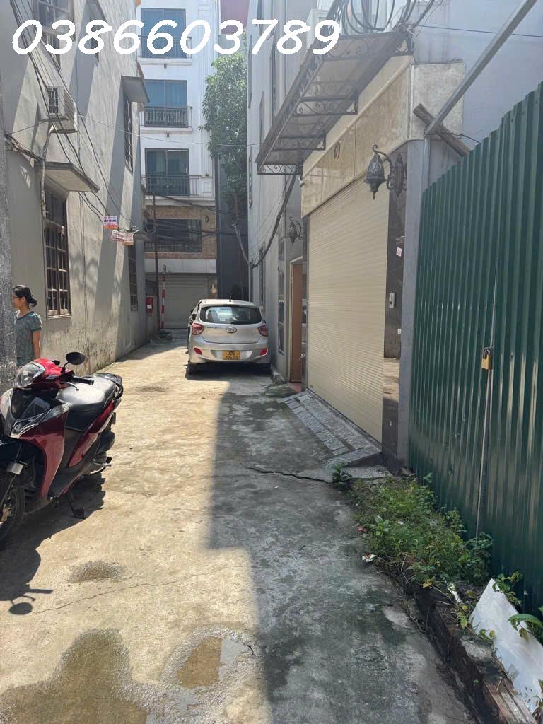 RỘNG THOÁNG – TRUNG TÂM ĐỨC GIANG -Ô TÔ ĐỖ CỬA -42m. -6,5 TỶ