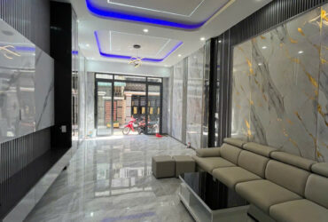 Bán nhà 1 Trệt 1 Lầu,đường nhựa 2 xe hơi,SHR hoàn công,gần Cầu Hang