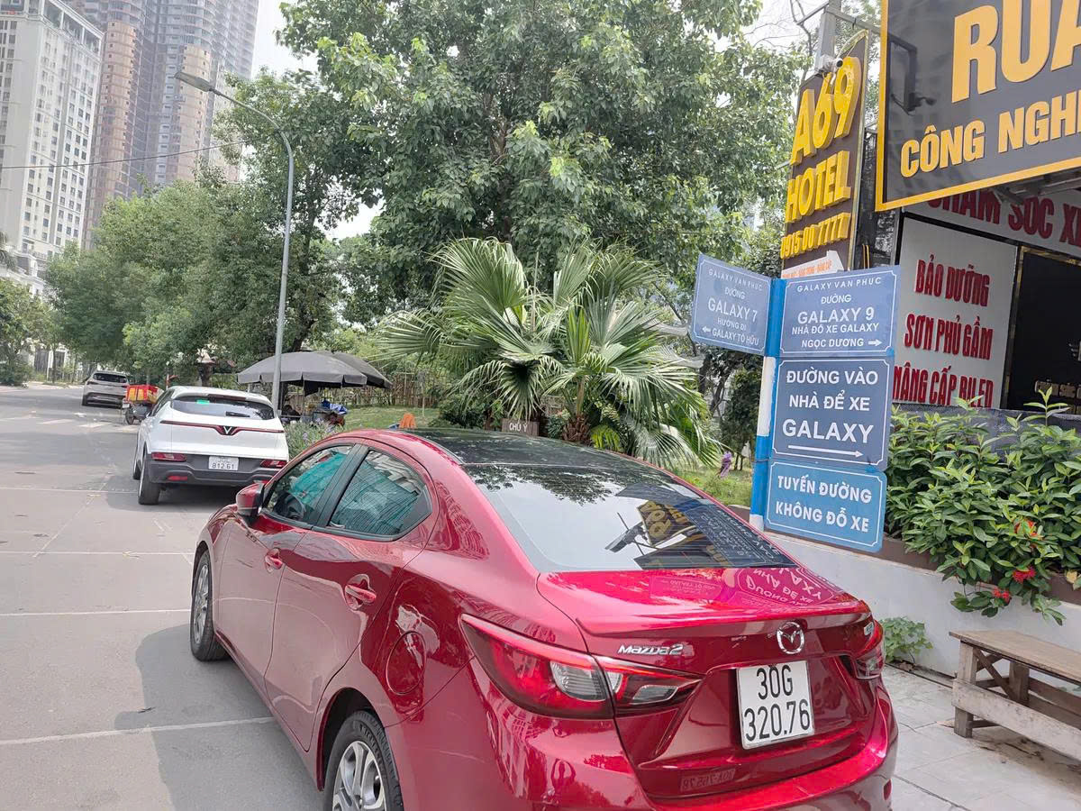 BÁN NHÀ NGÔ THÌ SỸ – HÀ ĐÔNG DT 34M X 5 TẦNG , GIÁ 9.X TỶ. THANG MÁY – Ô TÔ TRÁNH – NGÕ THÔNG