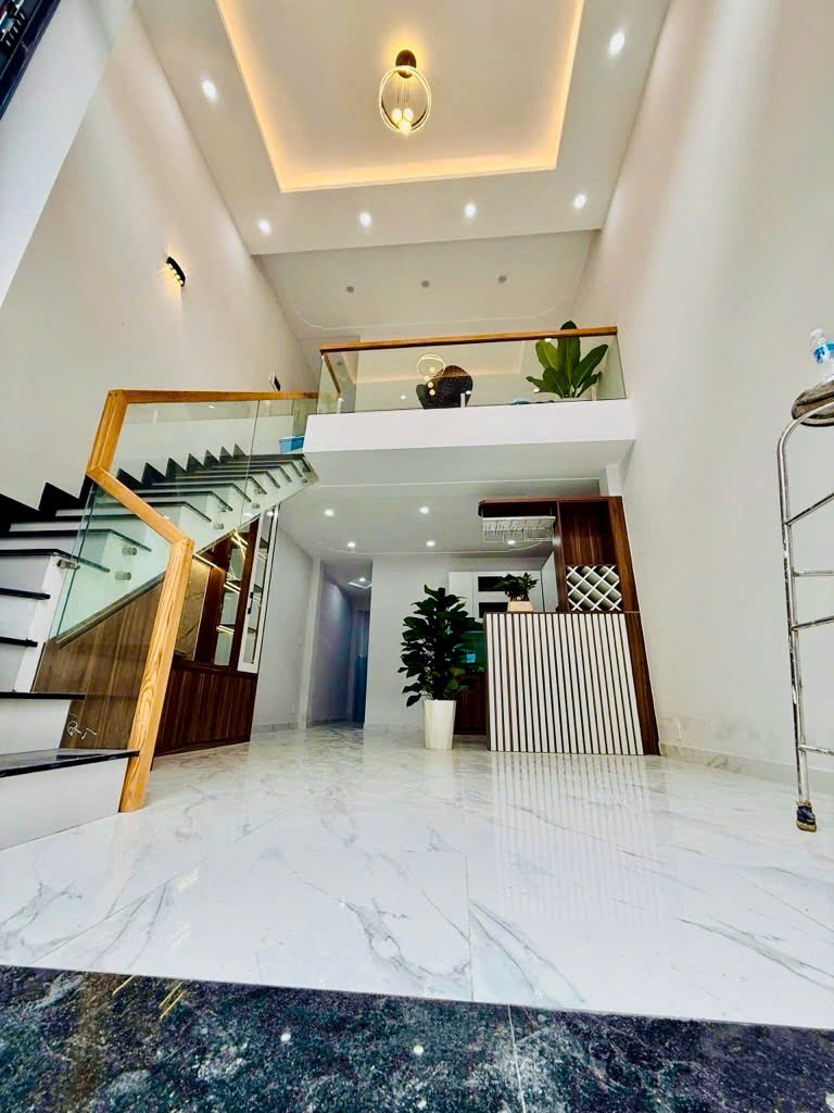 🏡 OTO ĐỖ CỬA – NHÀ 1 TRỆT 1 LỬNG FULL NỘI THẤT –  TĂNG NHƠN PHÚ A – CHỈ 5.25 TỶ